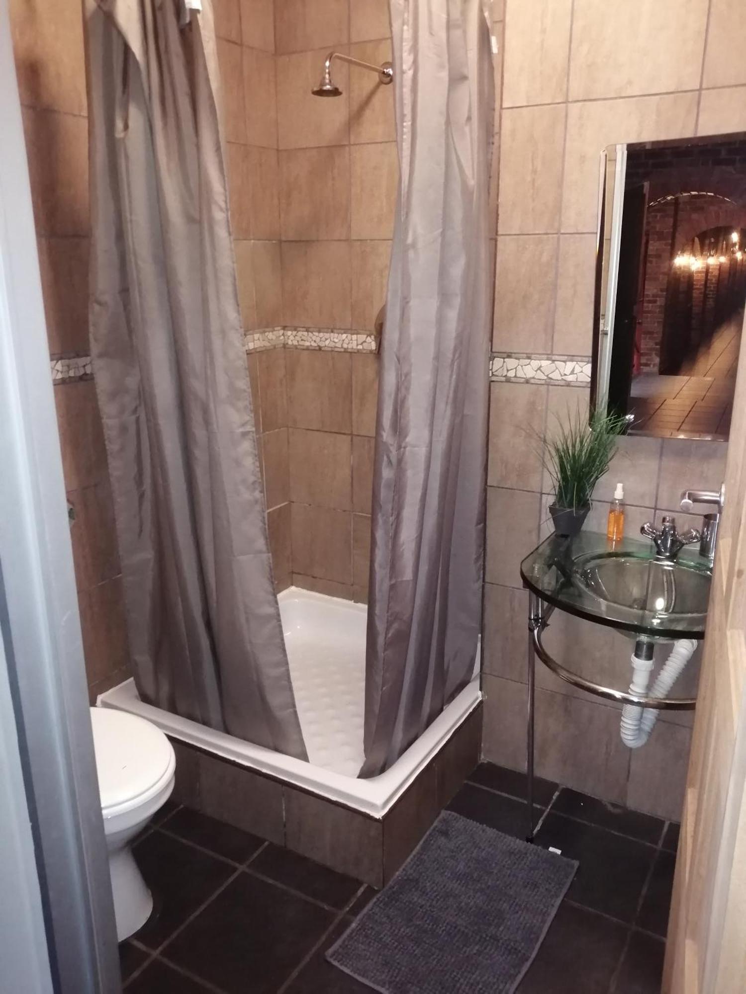 24 Onvrey Guest House Boksburg Esterno foto