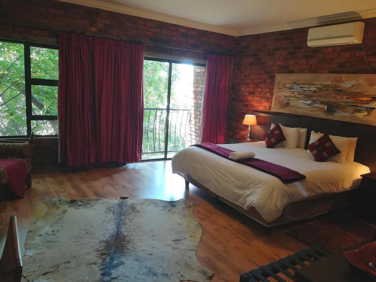 24 Onvrey Guest House Boksburg Esterno foto